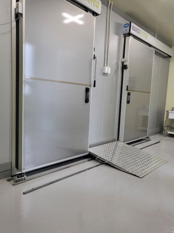 냉동냉장창고 시공2.jpg